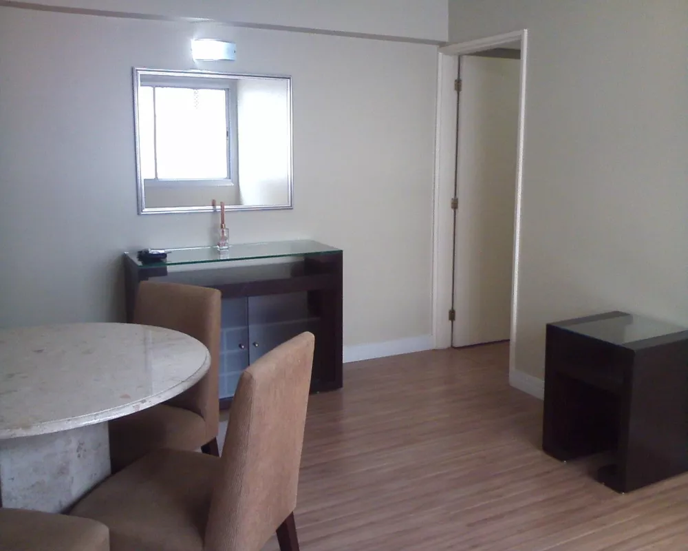 Apartamento à venda com 2 quartos, 75m² - Foto 1