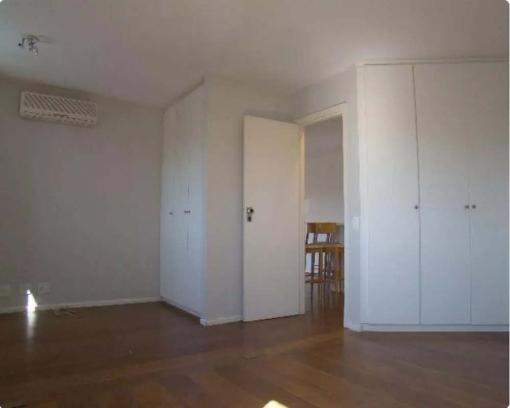 Apartamento para alugar com 1 quarto, 76m² - Foto 9