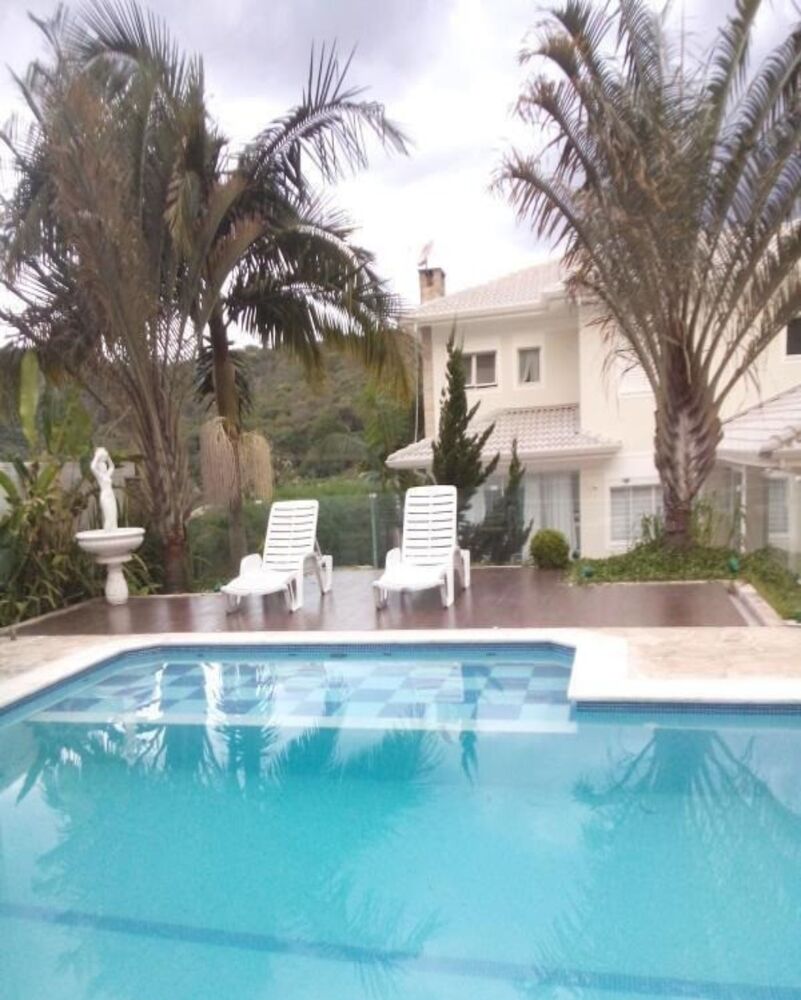 Casa à venda com 4 quartos, 1001m² - Foto 2