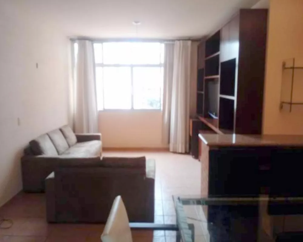 Apartamento para alugar com 3 quartos, 135m² - Foto 1