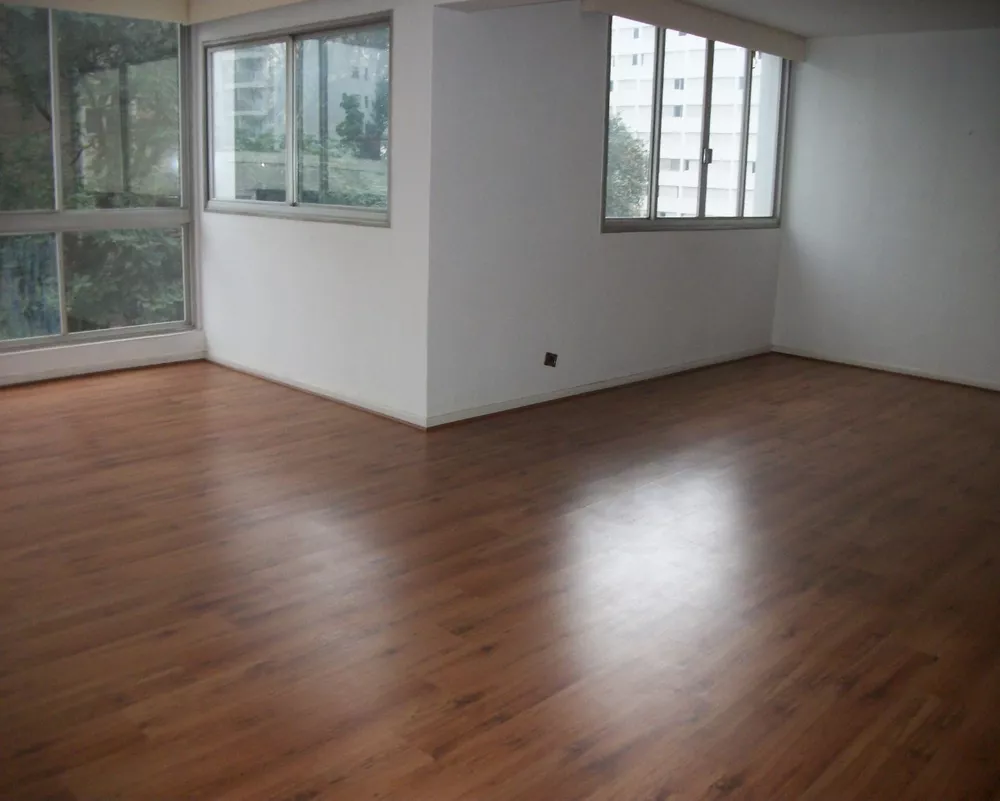 Apartamento à venda com 4 quartos, 168m² - Foto 1