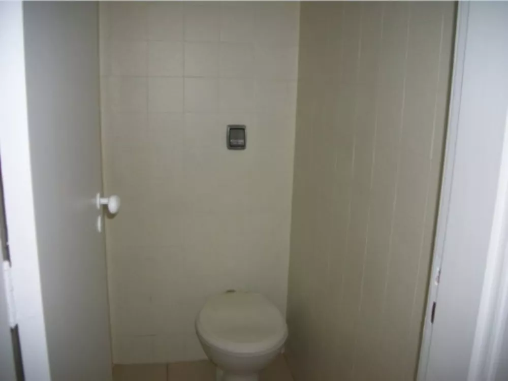 Apartamento para alugar com 3 quartos, 110m² - Foto 2