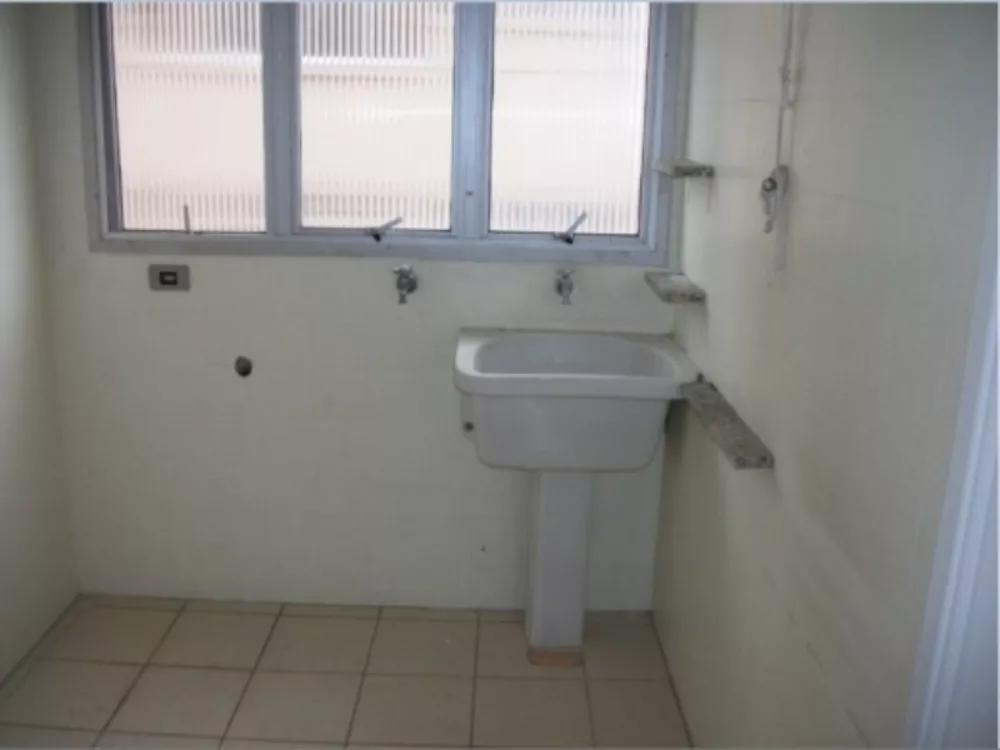 Apartamento para alugar com 3 quartos, 110m² - Foto 4