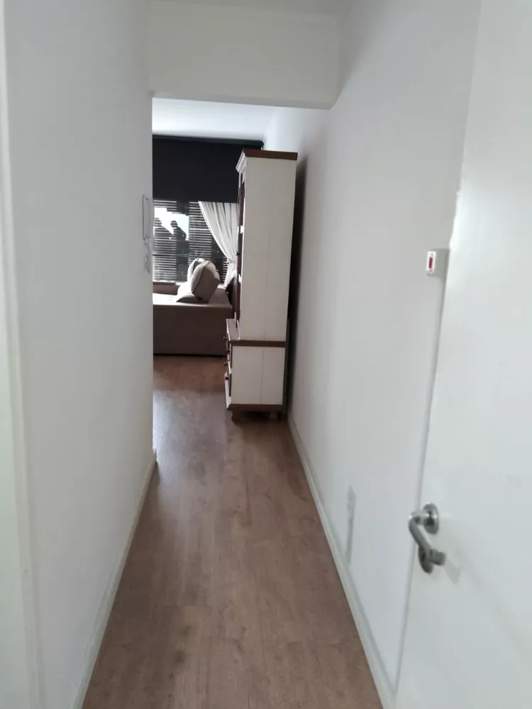 Apartamento para alugar com 1 quarto, 70m² - Foto 5