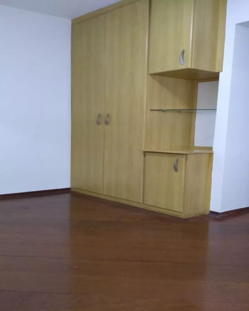 Apartamento para alugar com 1 quarto, 33m² - Foto 4