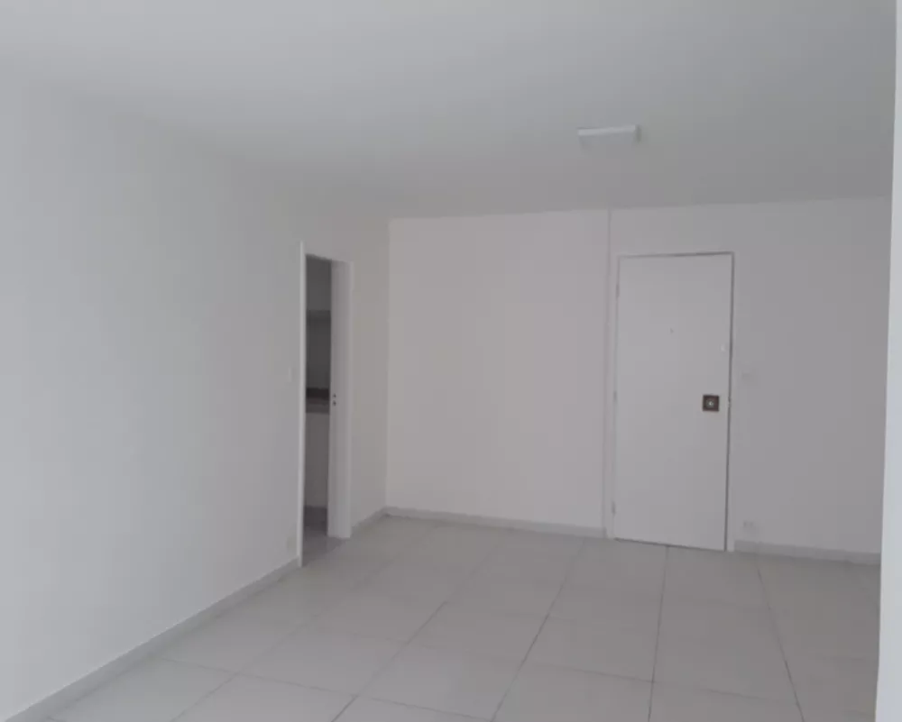 Apartamento para alugar com 2 quartos, 85m² - Foto 4