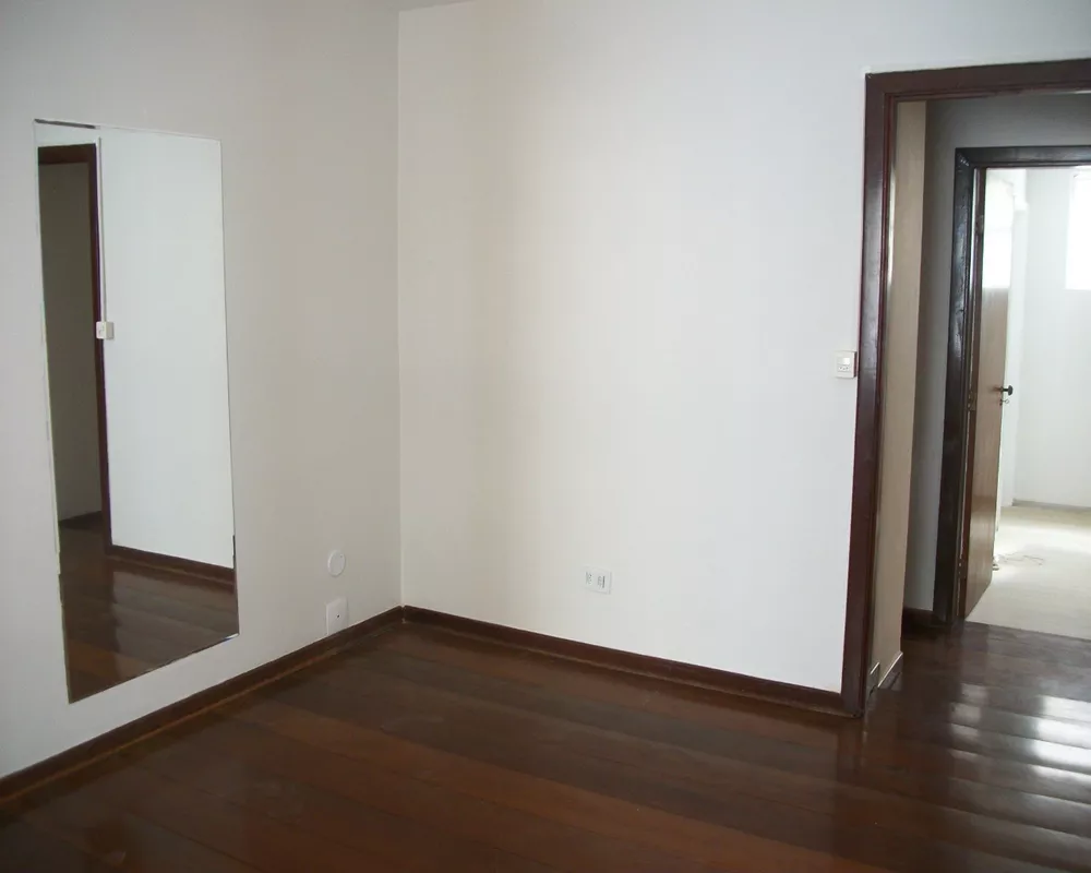 Apartamento à venda com 3 quartos, 140m² - Foto 5