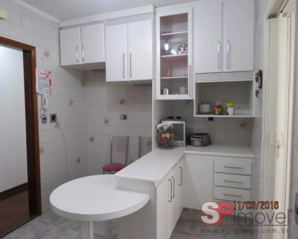 Apartamento à venda com 2 quartos, 72m² - Foto 10