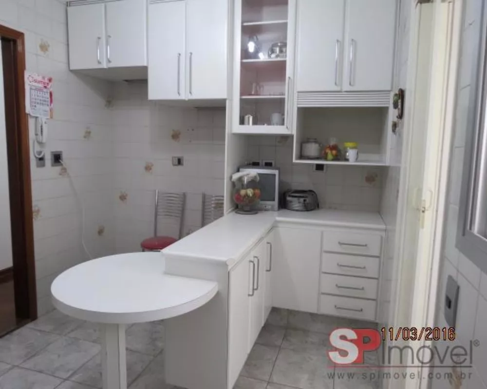 Apartamento à venda com 2 quartos, 72m² - Foto 12