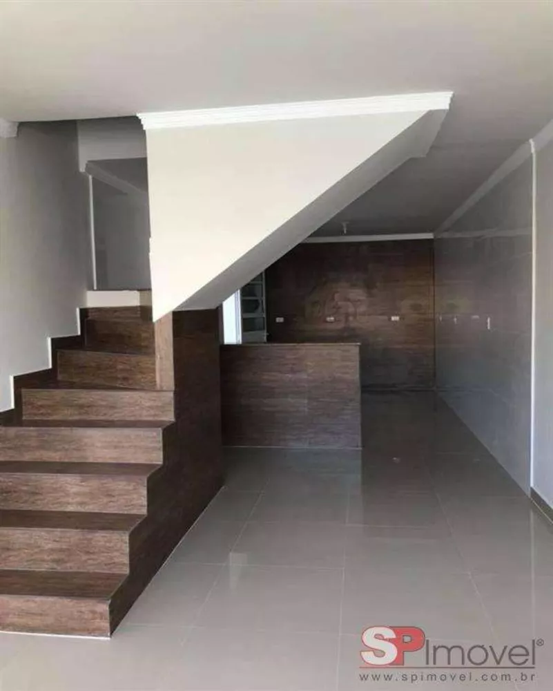 Sobrado à venda com 2 quartos, 123m² - Foto 2