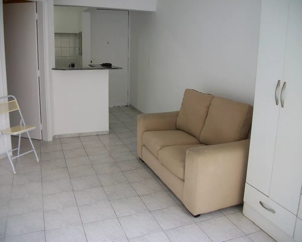 Apartamento para alugar com 1 quarto, 40m² - Foto 2