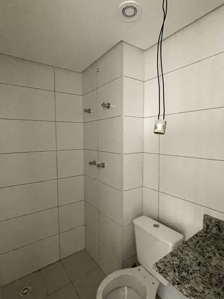 Apartamento à venda com 2 quartos, 58m² - Foto 2