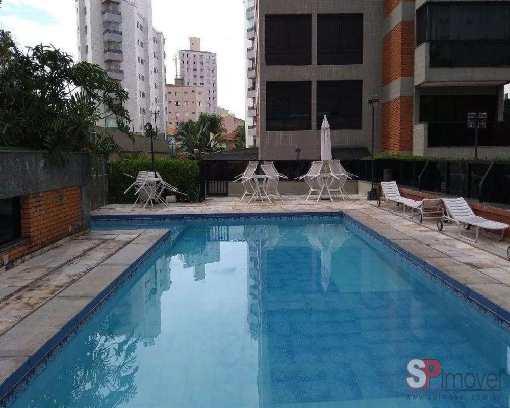 Apartamento à venda com 4 quartos, 210m² - Foto 4