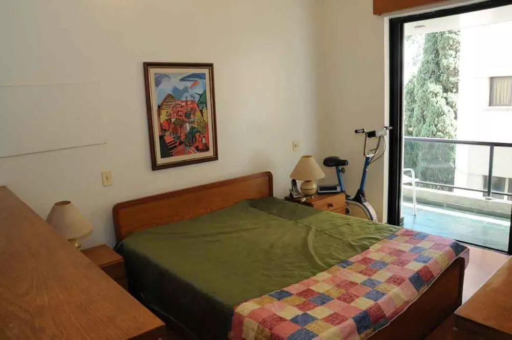 Apartamento para alugar com 3 quartos, 195m² - Foto 3