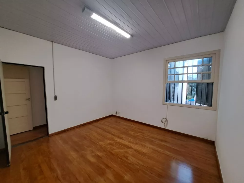 Prédio Inteiro para alugar com 3 quartos, 120m² - Foto 7