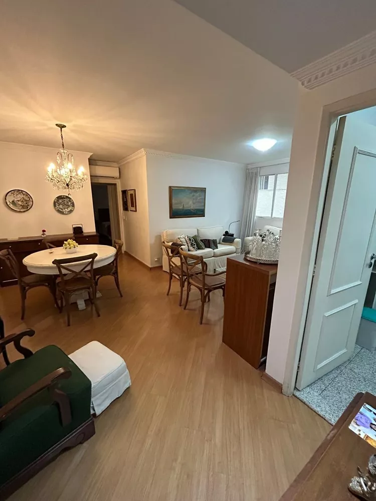 Apartamento à venda com 2 quartos, 70m² - Foto 4