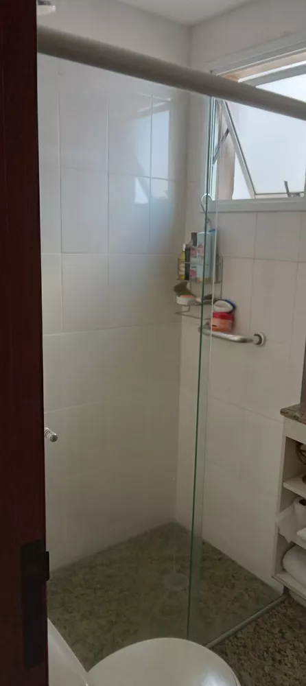 Apartamento à venda com 2 quartos, 75m² - Foto 13