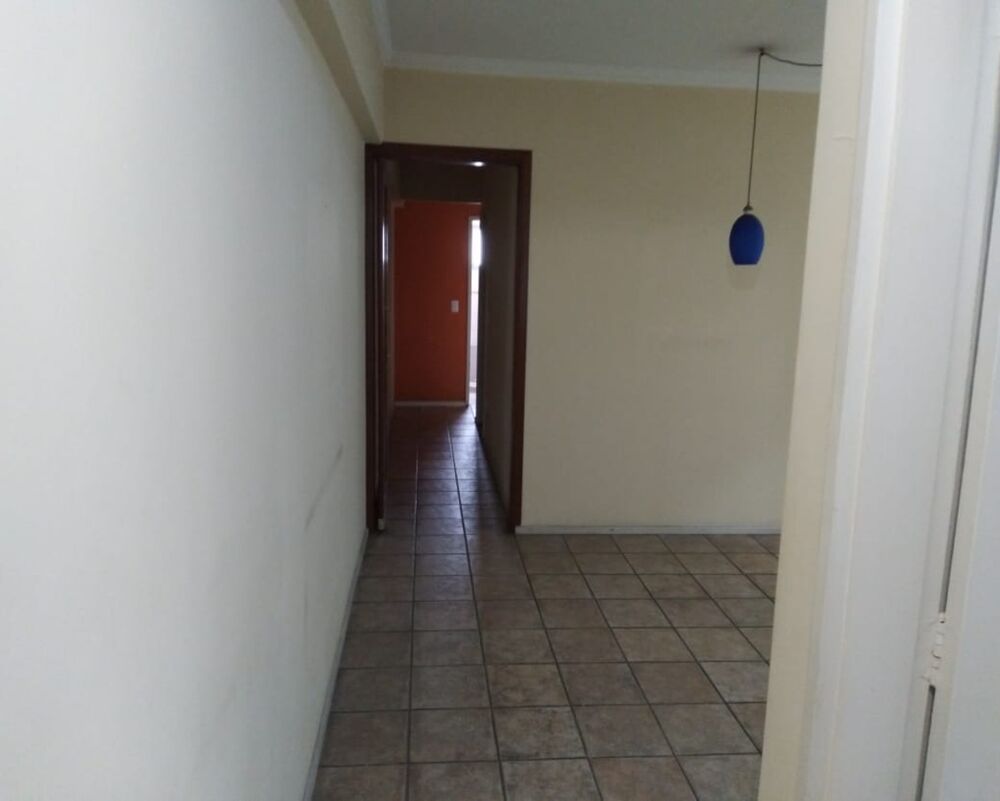 Apartamento à venda com 2 quartos, 85m² - Foto 3