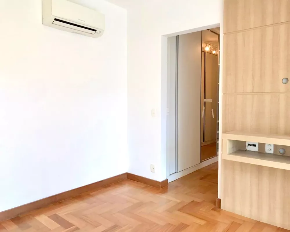 Apartamento para alugar com 3 quartos, 203m² - Foto 8