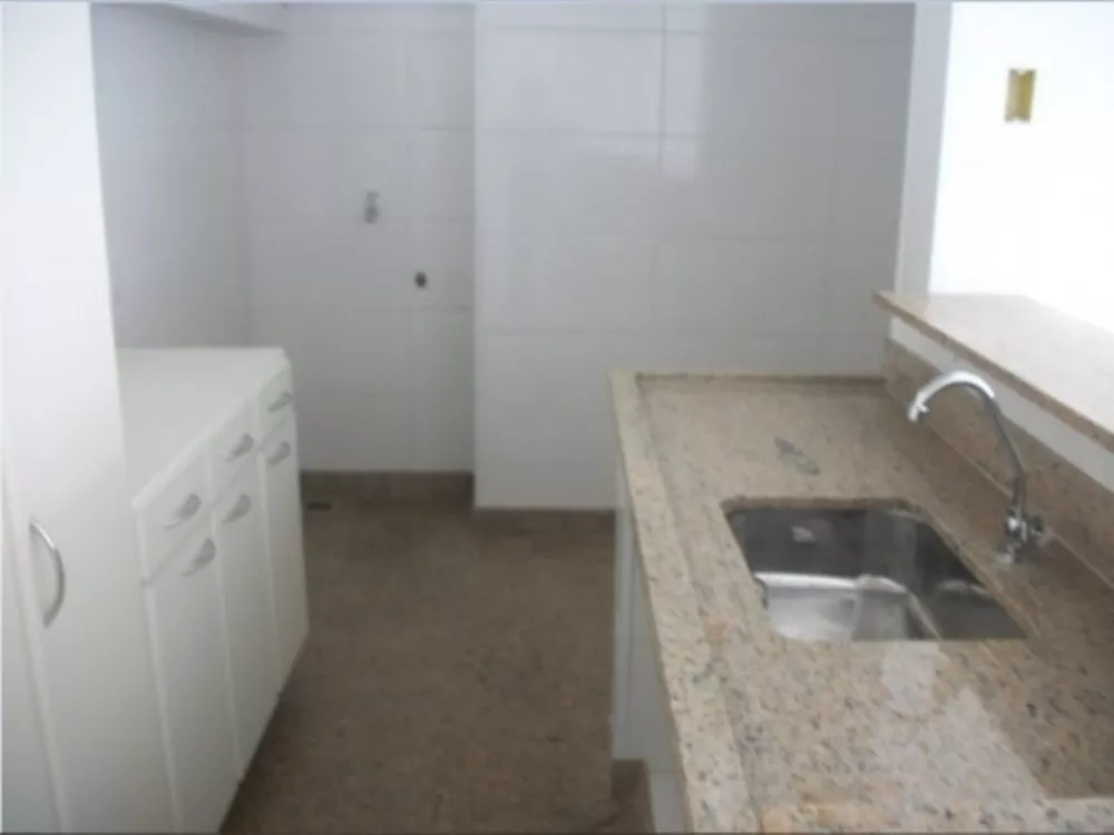 Apartamento para alugar com 1 quarto, 50m² - Foto 3