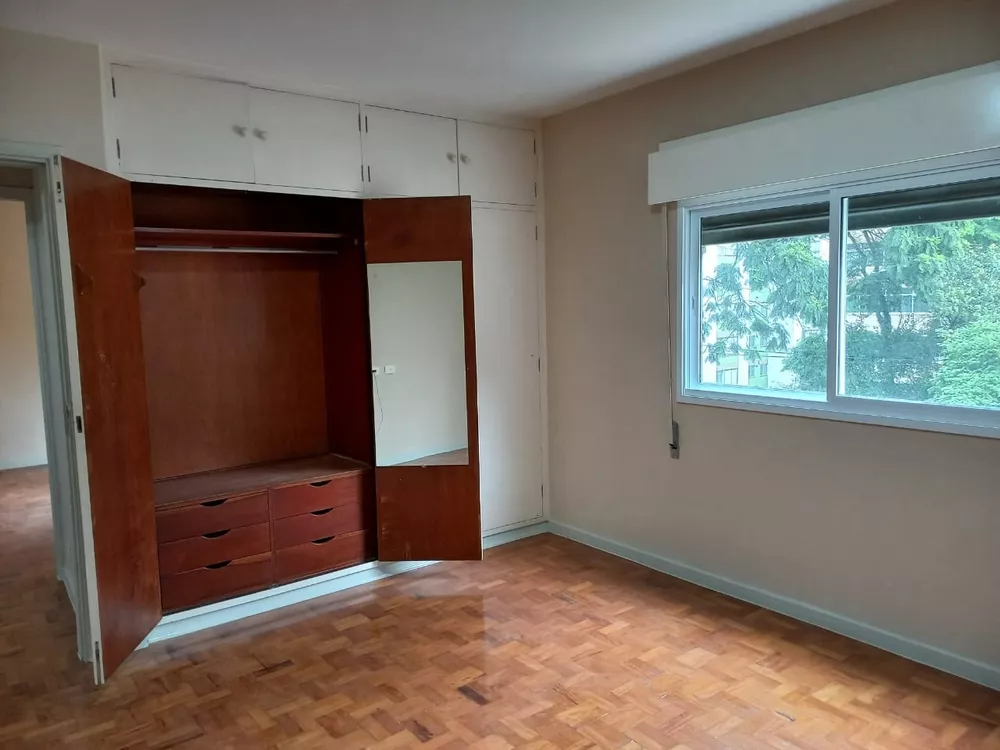 Apartamento para alugar com 3 quartos, 127m² - Foto 4