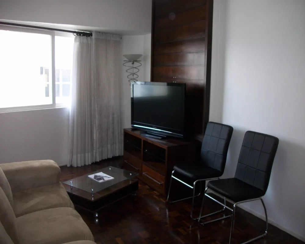 Apartamento à venda com 1 quarto, 50m² - Foto 3