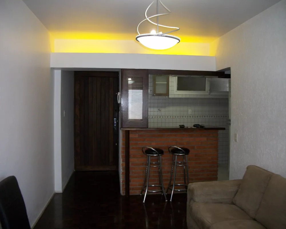 Apartamento à venda com 1 quarto, 50m² - Foto 1