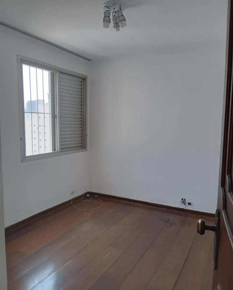 Apartamento para alugar com 4 quartos, 200m² - Foto 4