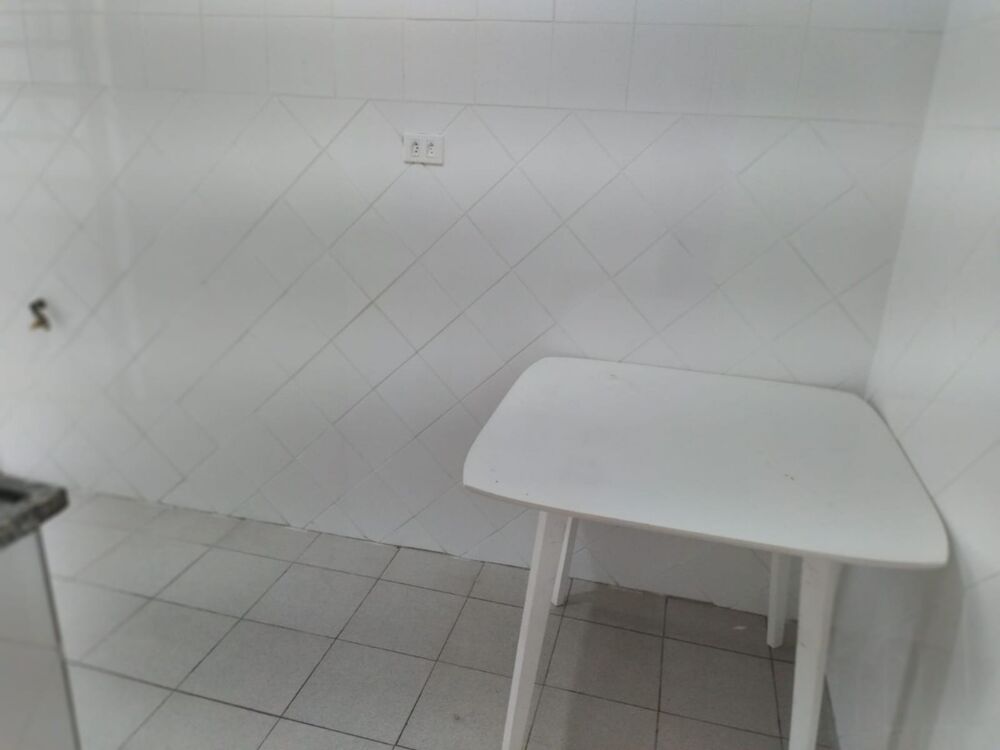 Apartamento para alugar com 2 quartos, 75m² - Foto 12