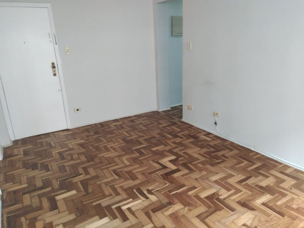 Apartamento para alugar com 2 quartos, 75m² - Foto 2