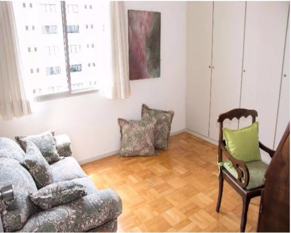 Apartamento para alugar com 3 quartos, 130m² - Foto 6