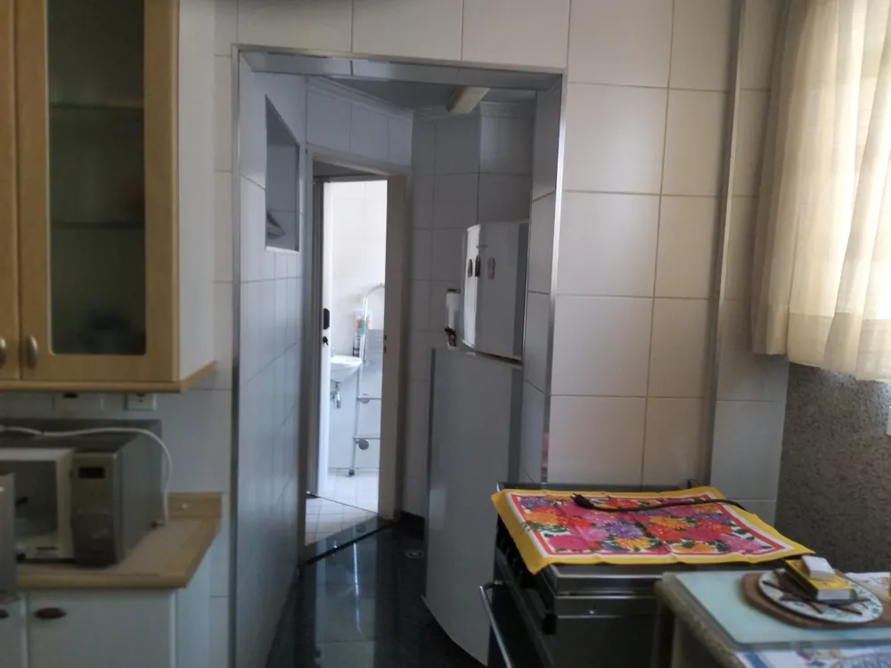 Apartamento, 3 quartos, 220 m² - Foto 2