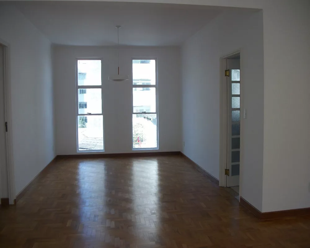 Apartamento para alugar com 3 quartos, 160m² - Foto 4