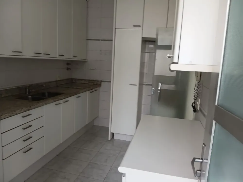 Apartamento, 3 quartos, 200 m² - Foto 2