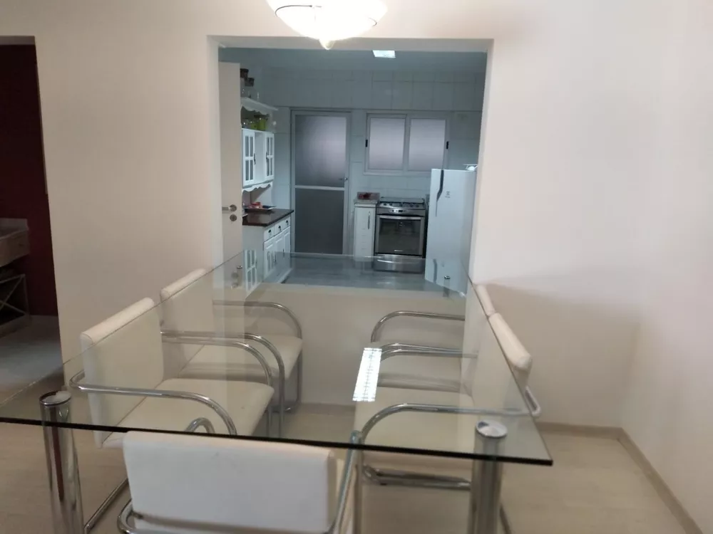 Apartamento para alugar com 3 quartos, 140m² - Foto 3