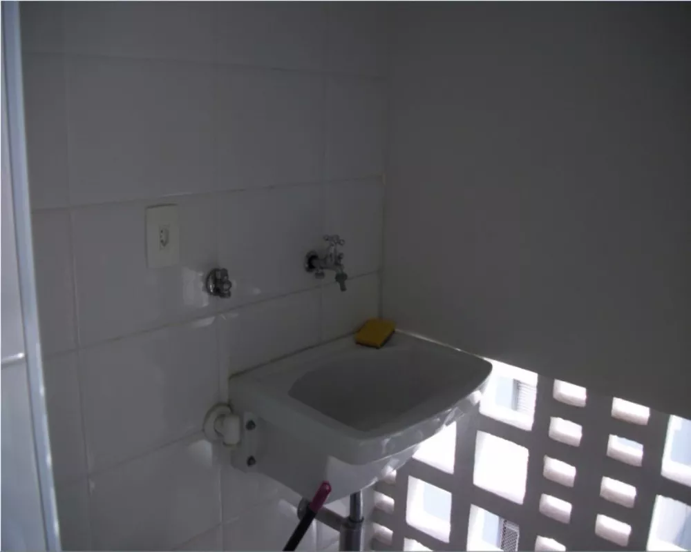 Apartamento para alugar com 2 quartos, 70m² - Foto 4