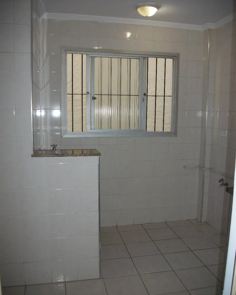 Apartamento para alugar com 1 quarto, 40m² - Foto 2