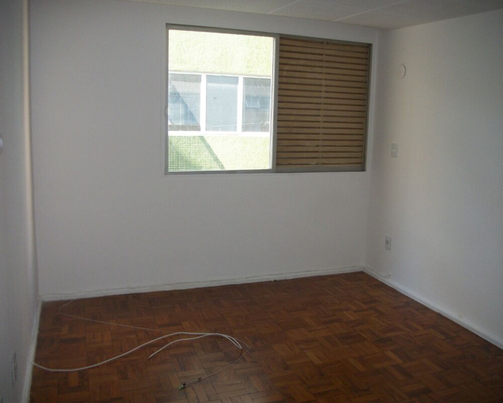 Apartamento para alugar com 2 quartos, 85m² - Foto 3