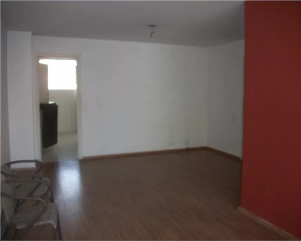 Apartamento à venda com 3 quartos, 107m² - Foto 1