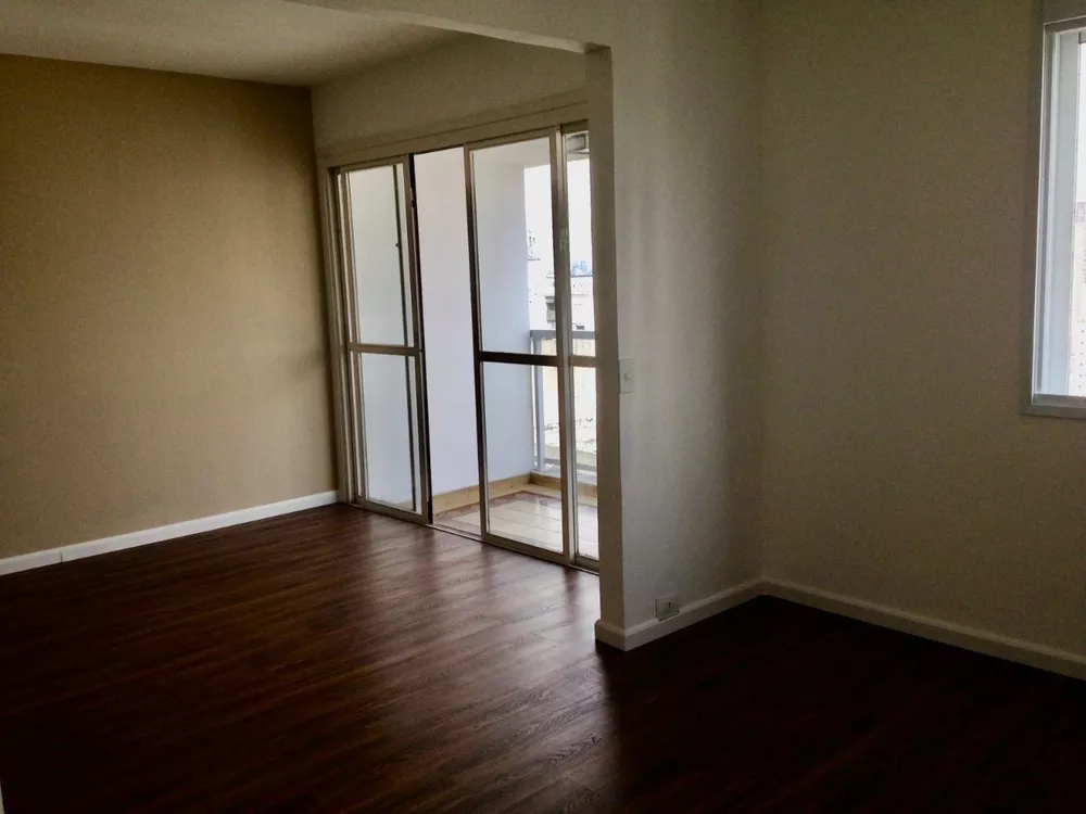 Apartamento para alugar com 2 quartos, 110m² - Foto 3