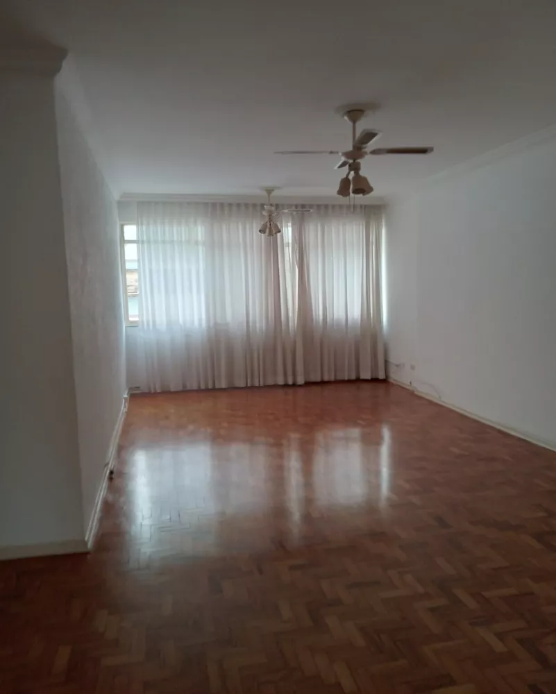 Apartamento para alugar com 3 quartos, 107m² - Foto 4