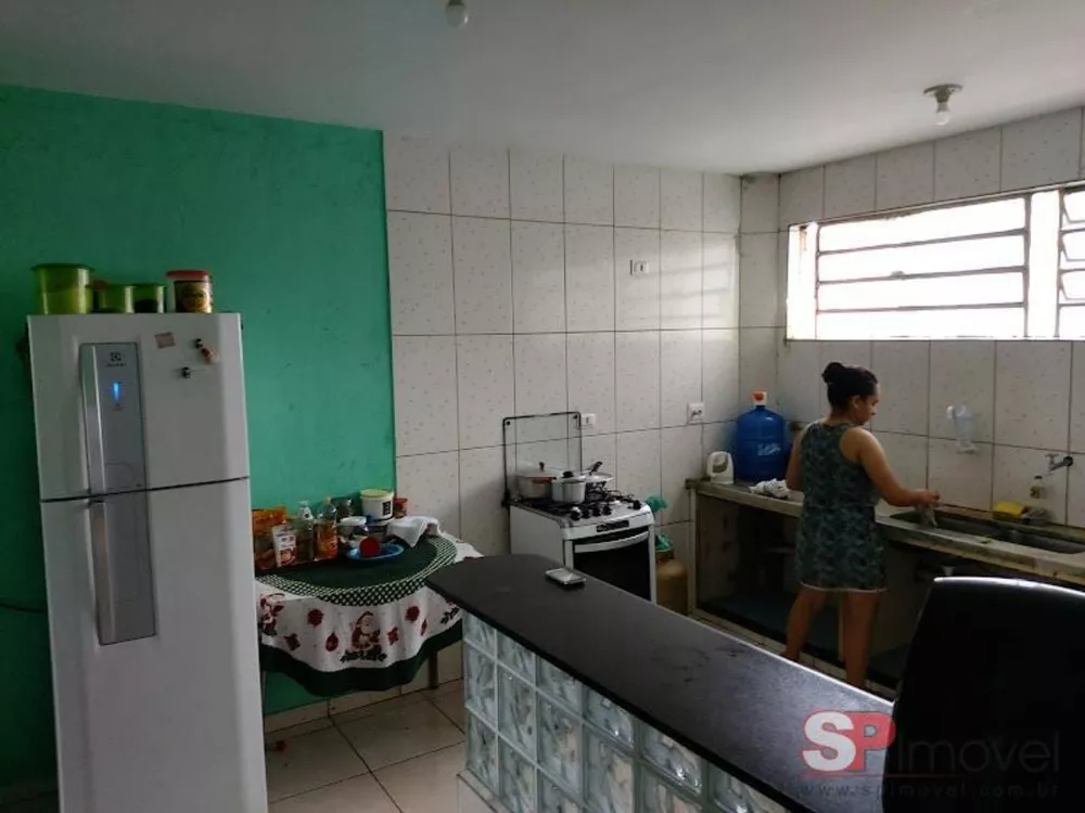 Apartamento à venda com 4 quartos, 140m² - Foto 2