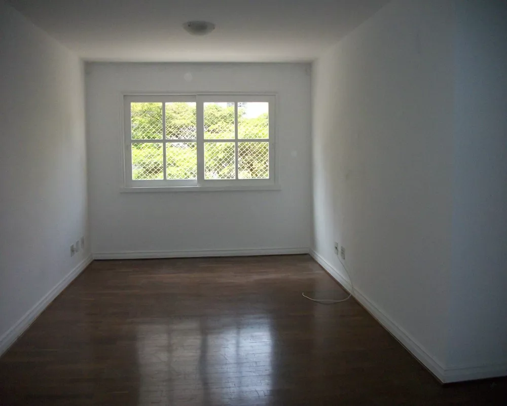 Apartamento à venda com 3 quartos, 130m² - Foto 1