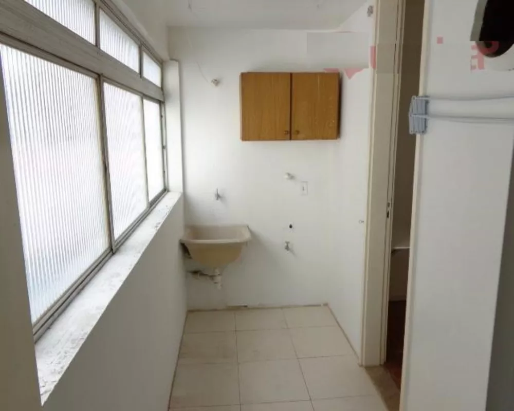 Apartamento para alugar com 3 quartos, 110m² - Foto 3