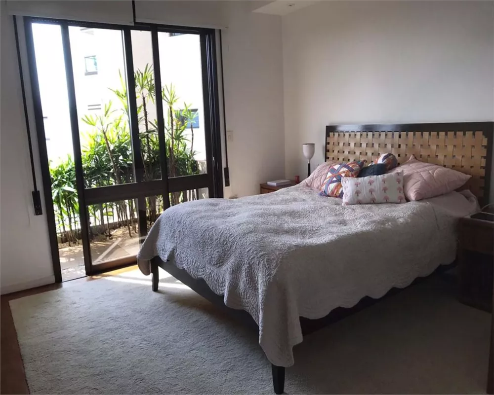 Apartamento à venda com 4 quartos, 260m² - Foto 15