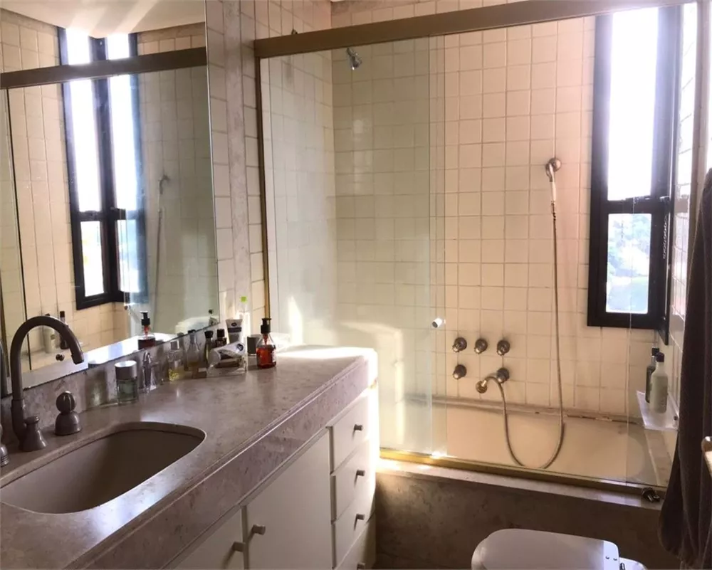 Apartamento à venda com 4 quartos, 260m² - Foto 11