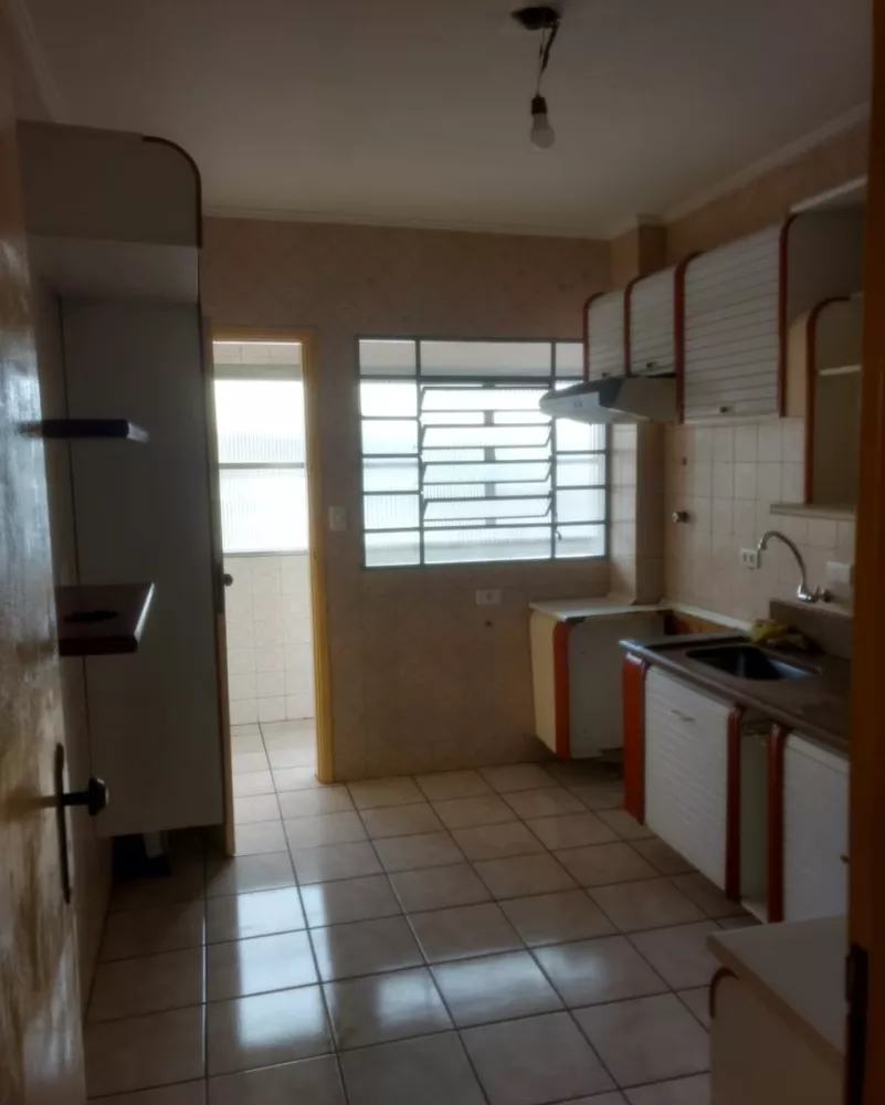 Apartamento à venda com 2 quartos, 67m² - Foto 2