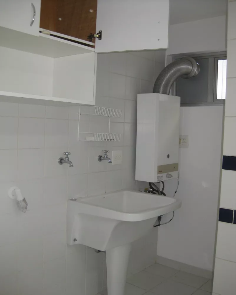 Apartamento para alugar com 2 quartos, 109m² - Foto 8