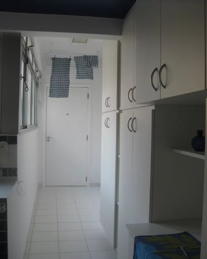 Apartamento para alugar com 2 quartos, 109m² - Foto 10