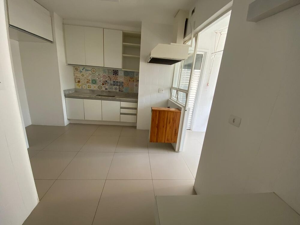 Apartamento, 3 quartos, 110 m² - Foto 2